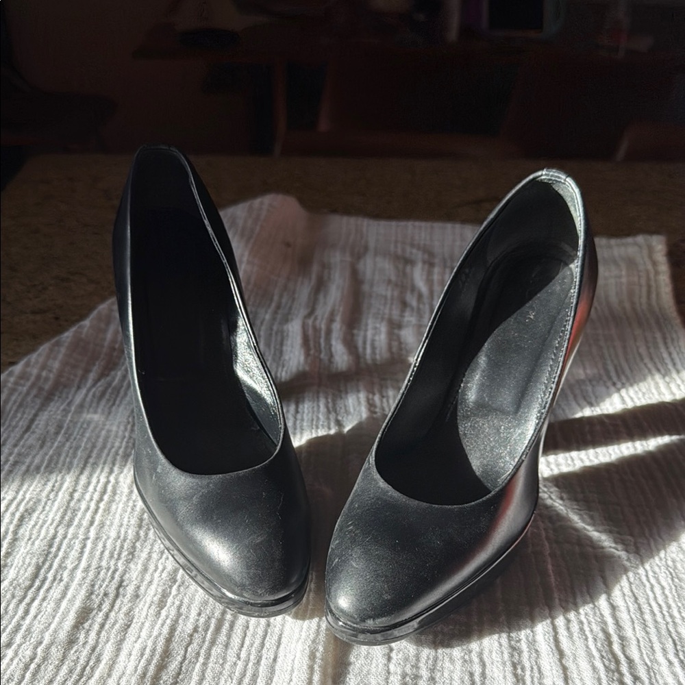 Hogan Black High Heel Pumps